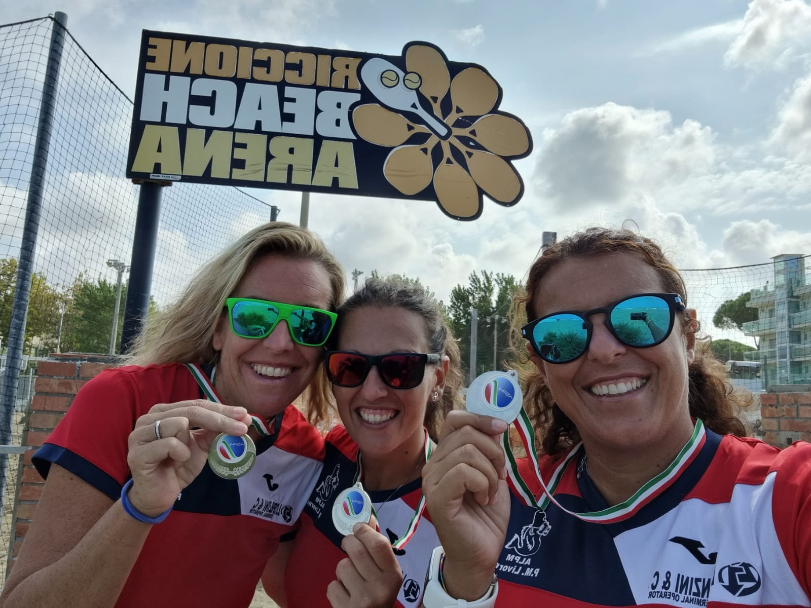 Campionati di beach volley ASPMI, le agenti labroniche al secondo posto nel 3x3