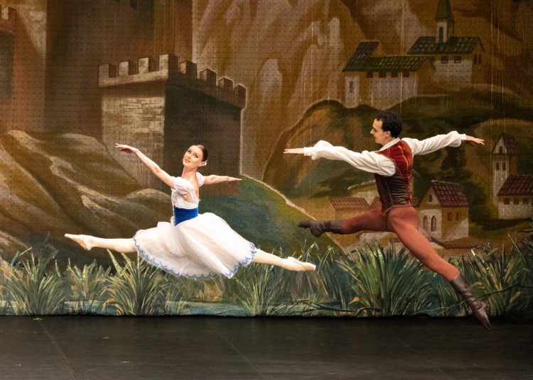 Al Goldoni un grande balletto classico per sostenere gli artisti ucraini