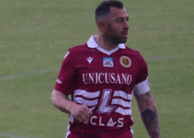 Al Porta Elisa va in scena il “Vantaggiato show”