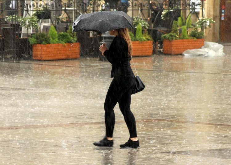 Allerta meteo per forti temporali dalla mezzanotte di oggi mercoledì 8 giugno