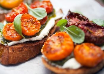 Da giovedì 14 luglio torna a Quercianella la quinta edizione della “Crostinata”