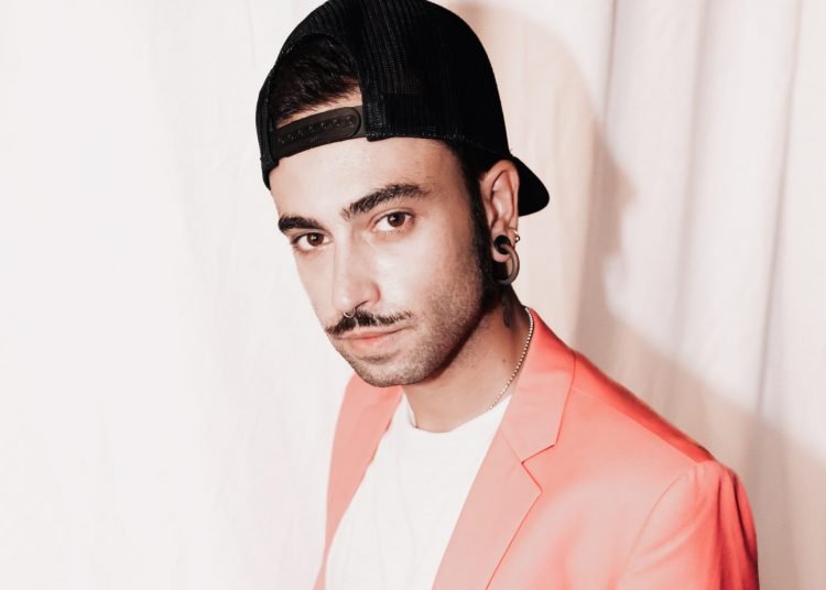 “Mi fai impazzire” è il nuovo singolo di Lorenzo Iuracà