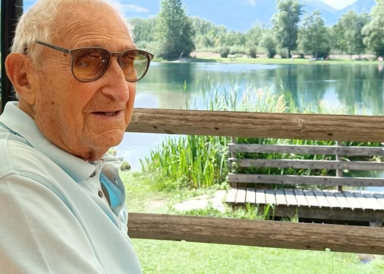 Compie 100 anni Armando Capitanio, grande tifoso del Livorno