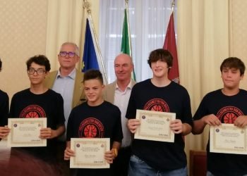 Consegnate le borse sportive Drass agli atleti della pallacanestro Don Bosco