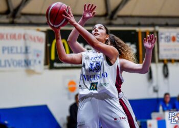 Basket: la Unicusano Pielle femminile espugna Lucca
