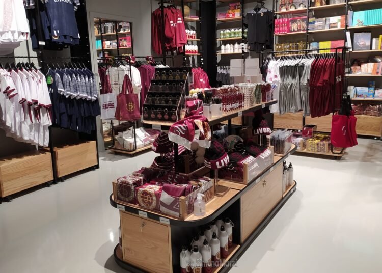 Inaugurato lo Store dell’US Livorno 1915