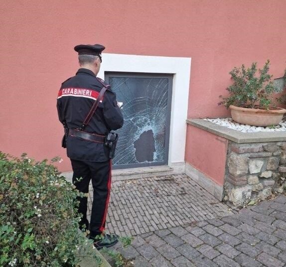 Denunciato 31enne per furto con scasso a Castiglioncello