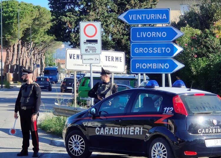 Fermato dai Carabinieri dopo aver rubato uno Smartphone