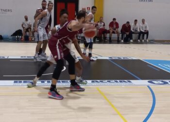 Concreta e cinica, la Libertas vince in scioltezza a Gallarate (77-63)