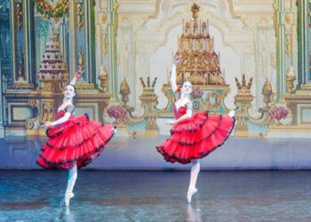 Lo Schiaccianoci in scena alle 18.30 al Teatro Goldoni