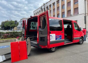 Christmas social taxi inclusivo per muoversi nel centro città