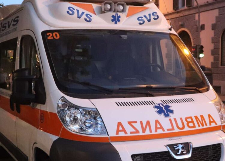 Livorno: uccide il padre e minaccia di suicidarsi