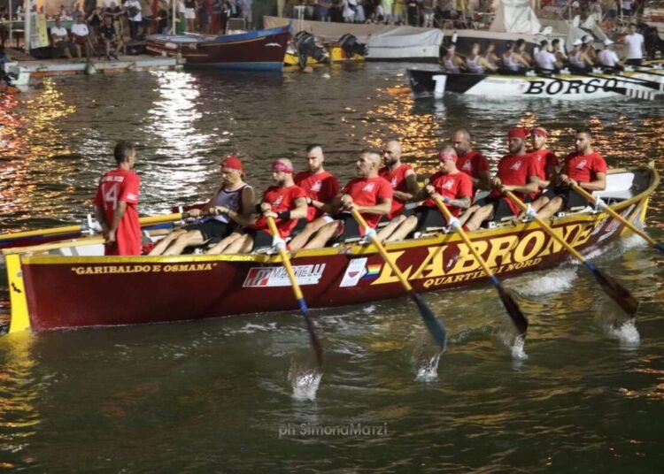 Sezione Nautica Quartieri Nord: “Lo sport popolare è antifascista”