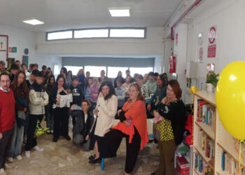 La biblioteca dell’Istituto Comprensivo Mazzini è stata intitolata a David Costilla