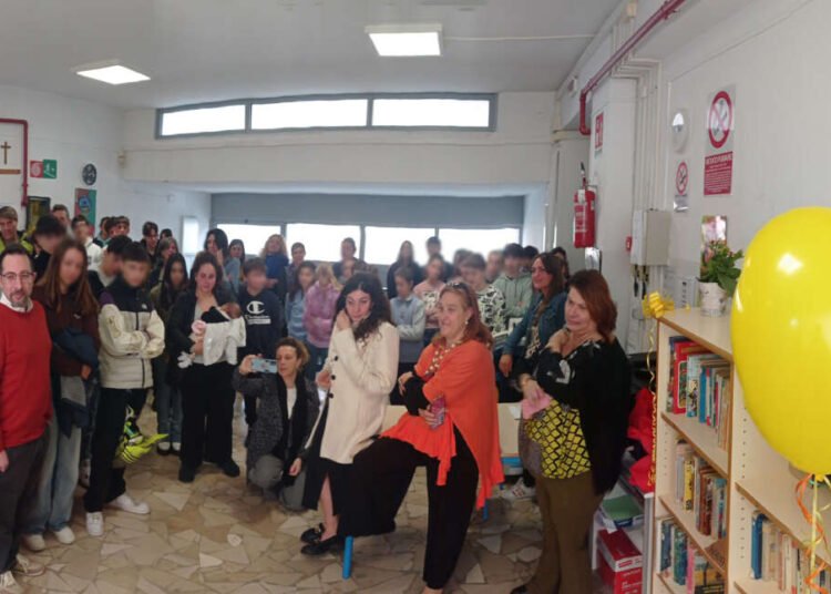 La biblioteca dell’Istituto Comprensivo Mazzini è stata intitolata a David Costilla