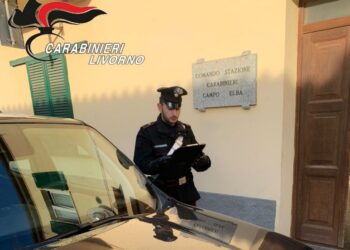 Arrestato per atti osceni in luogo pubblico