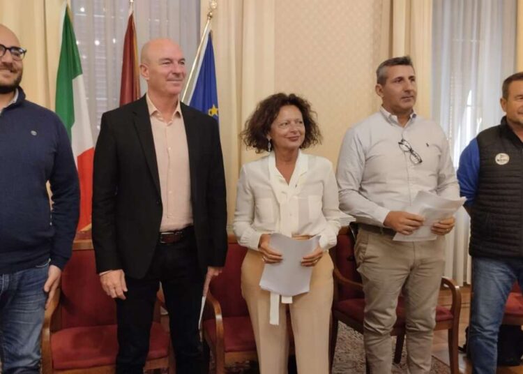 Cgr e Agorà del remo