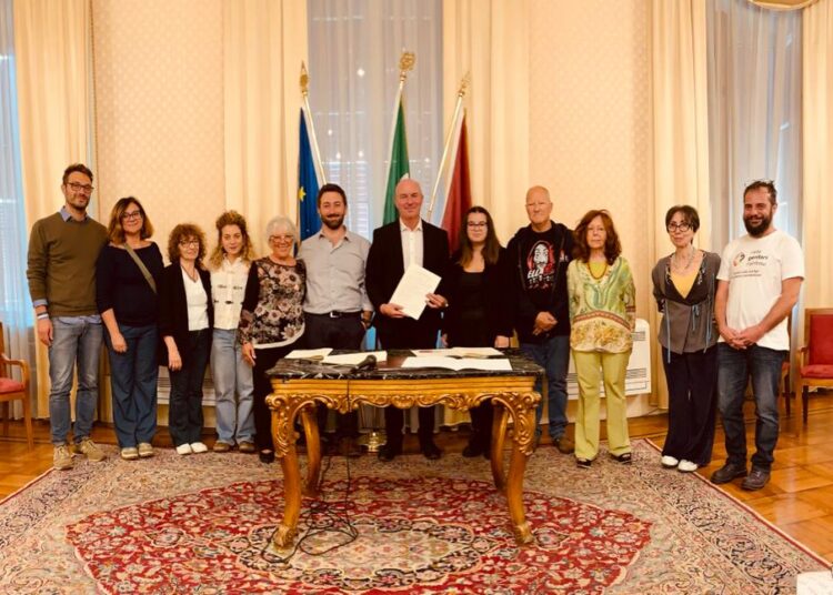 Comune e Coordinamento Livorno Rainbow: firmato un protocollo d’intesa