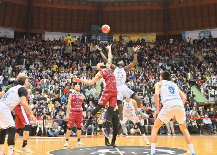 La Pielle cede di misura alla Libertas: 77-80