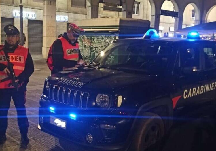 Fermato con l'hashish in auto