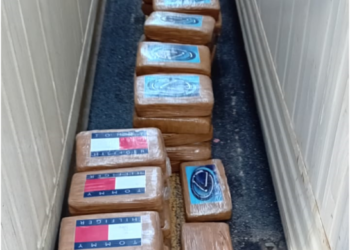 Maxi sequestro di cocaina