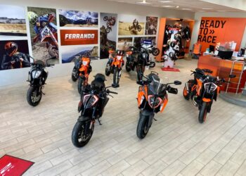 Ferrando Motor: Esplora il mondo delle due ruote a Livorno