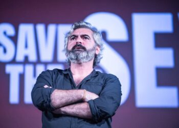 Santomauro replica lo spettacolo God Save The Sex mercoledì 7 agosto alle 21,30 a Villa Trossi