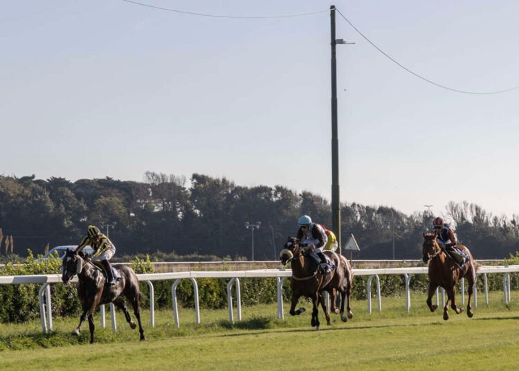 Ippica: al ‘Caprilli’ buona la prima!