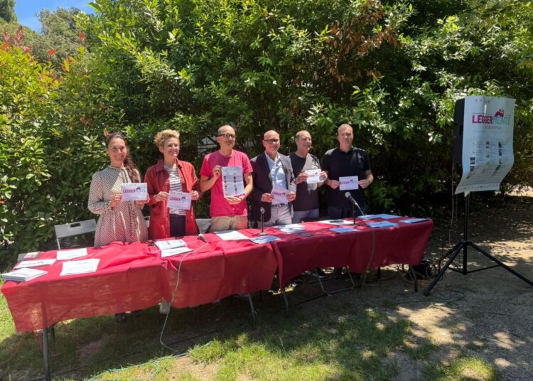 Leggermente anteprima