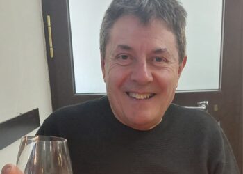 53 anni di lavoro: al livornese Renzo Morucci la Stella al Merito