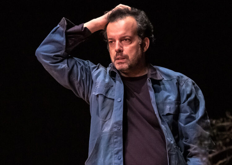 Scenari di quartiere: a Villa Mimbelli venerdì 20 va in scena Mario Perrotta