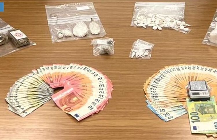 Droga nella cassaforte