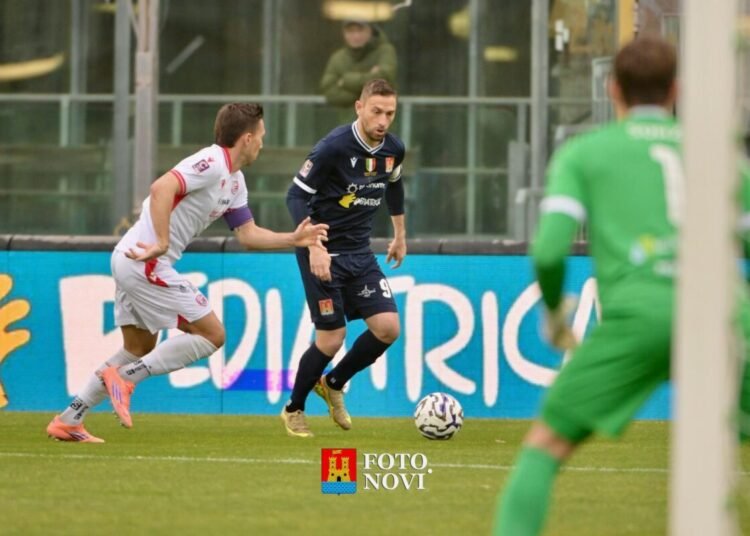 Livorno, pari amaro con il Carpi (2-2)