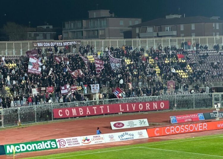 Pessimo Livorno: all’Ardenza vince il modesto Perugia (2-1)