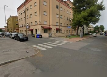 La storia: “Incubo guerra a Dubai per mia figlia, grazie al rione Shangai per la solidarietà”