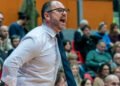 Coach Andrea Diana