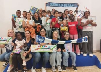 Beneficenza: Rebels Girls Pielle, grande successo dell’iniziativa ‘ciregaliunquaderno?’
